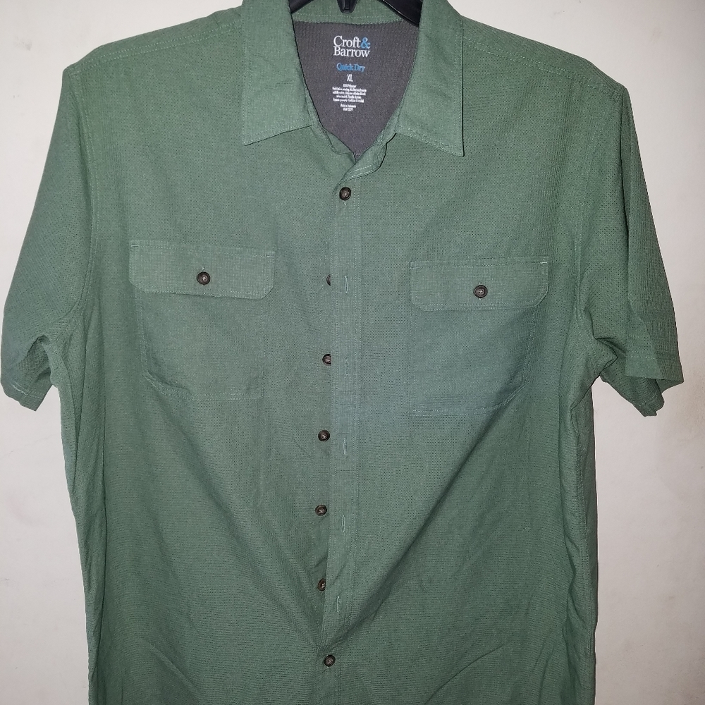 Men's XL Croft & Barrow Button Down Shirt